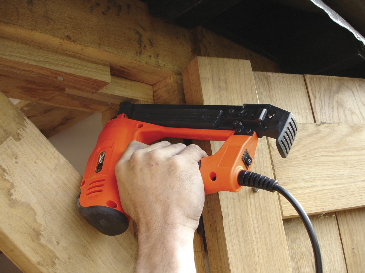 Tacwise 400ELS Pro 18 Gauge Electric Angled Brad Nailer - 15-40mm