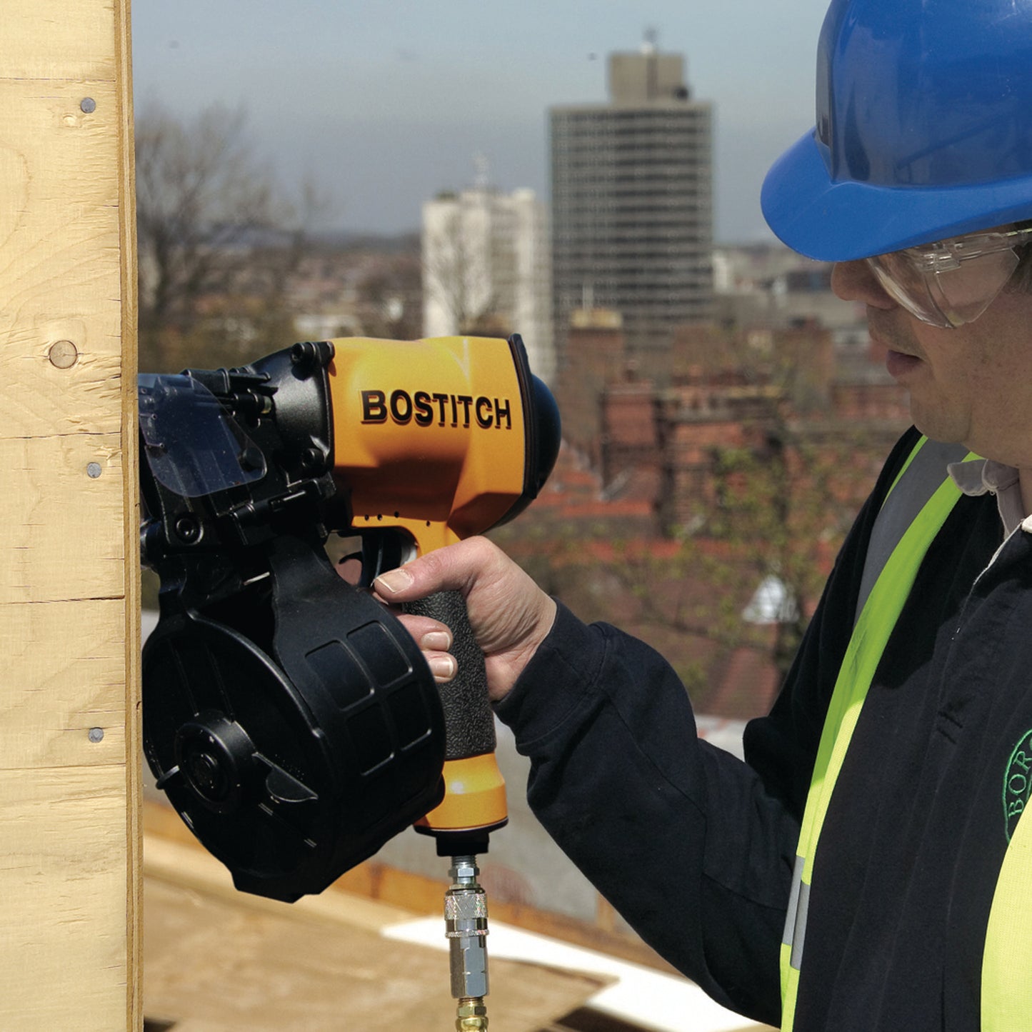 Bostitch N58C-1 Pallet & Packaging Flat Air Coil Nailer - 25-55mm